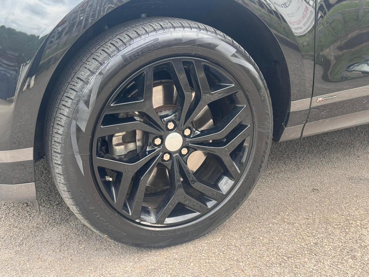 Land Rover Range Evoque 2.0D I4-L.Flw 150CV AWD Auto R-Dynamic SE