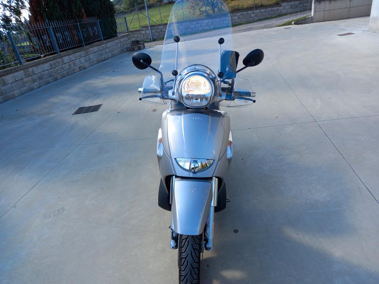 APRILIA SCARABEO 400(MOTORE PIAGGIO)