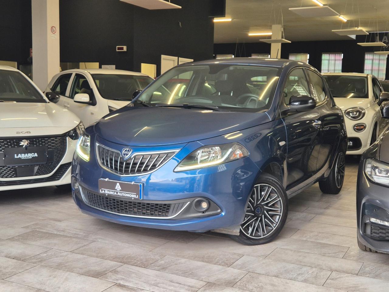 Lancia Ypsilon 1.0 FireFly 5 porte S&S Hybrid Ecochic Gold