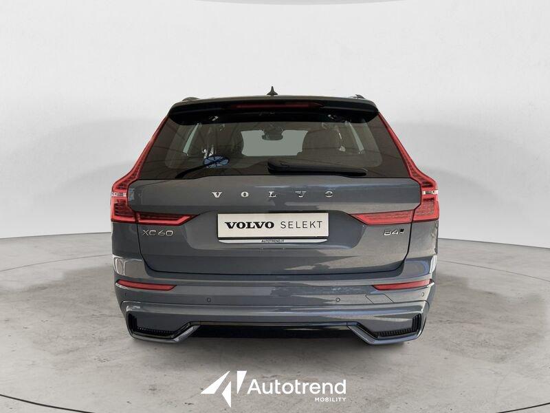 Volvo XC60 B4 197+14 CV AWD Mild Hybrid Automatico Plus Dark N1 Autocarro