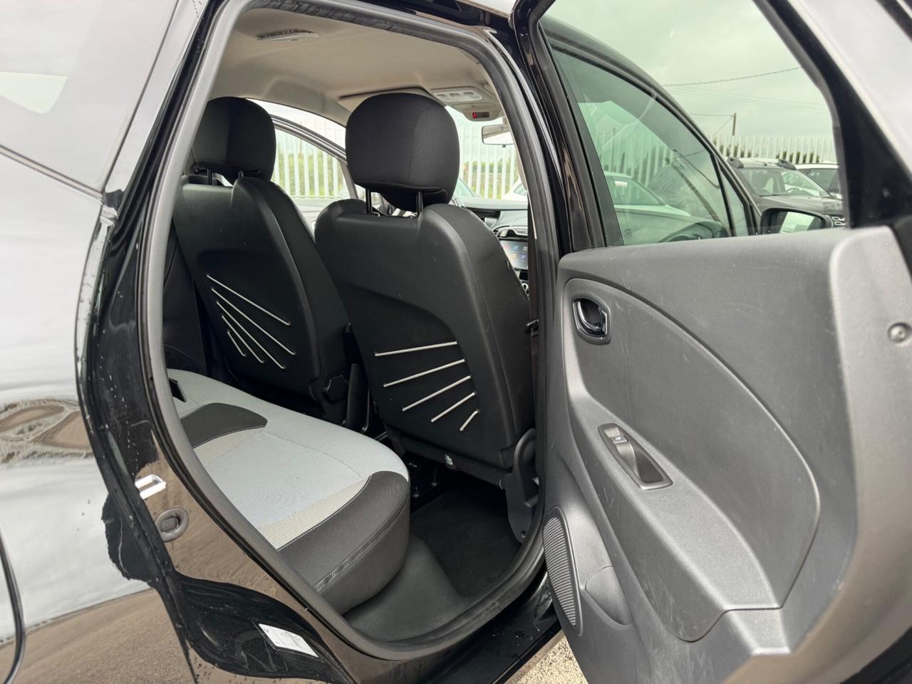 RENAULT CAPTUR 1.2 TCE EDC FULL INTENS MY17