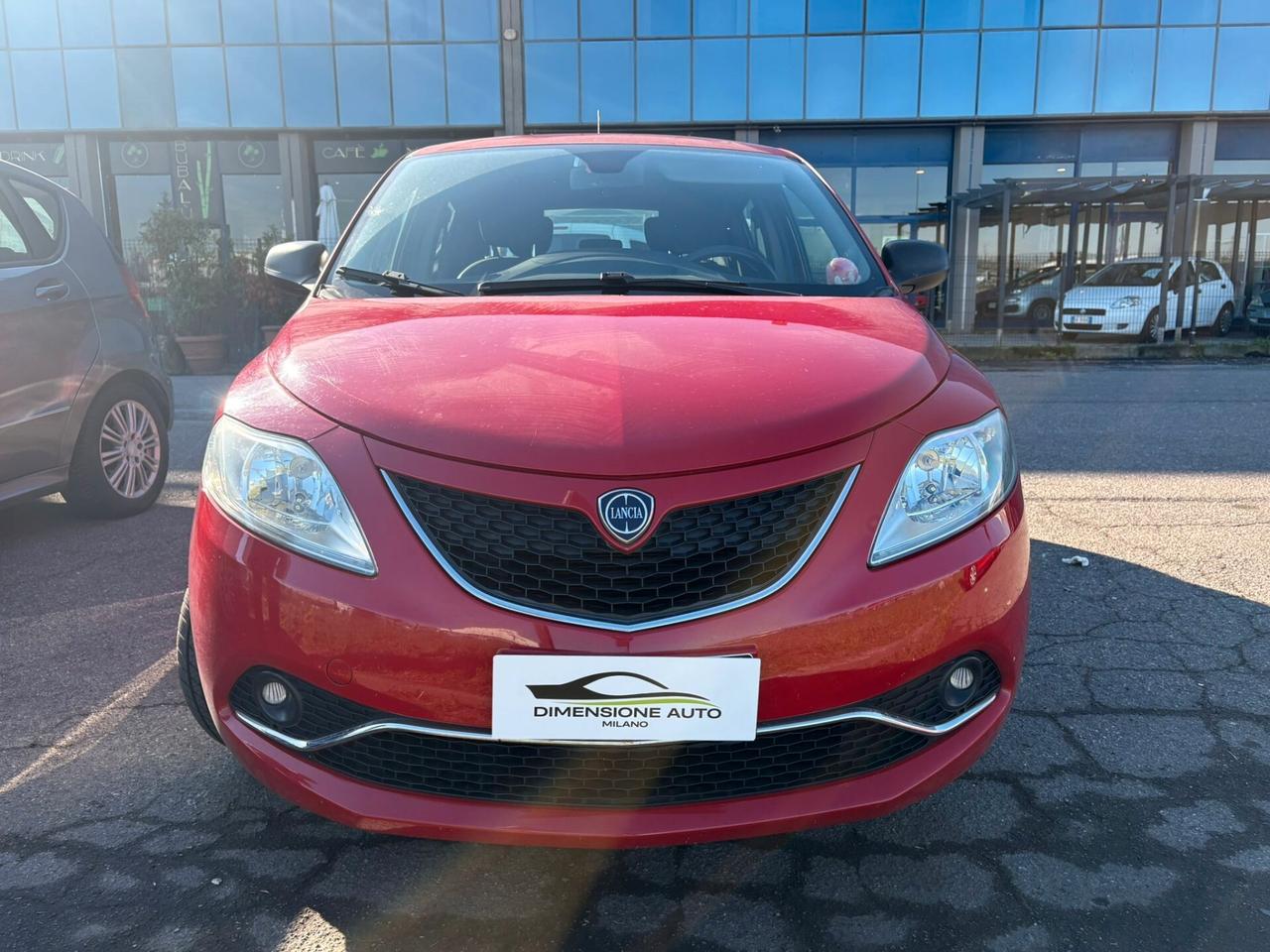 Lancia Ypsilon NEOPATENTATO UNICO PROP 1,2 69CV %P Platinum(51kw)