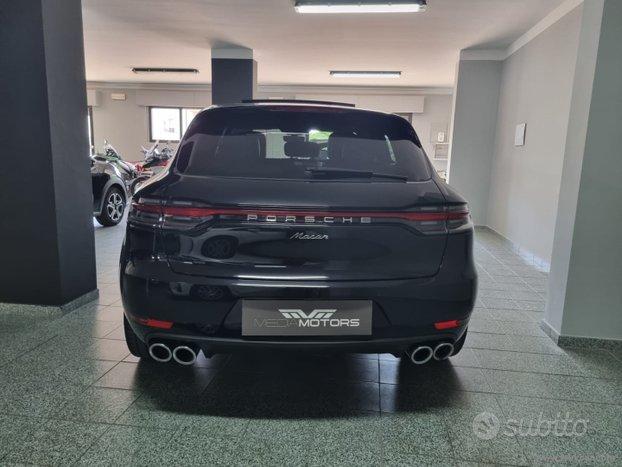 PORSCHE Macan 2.0