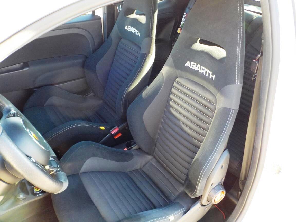 Abarth 595 1.4 Turbo T-Jet 180 CV Competizione