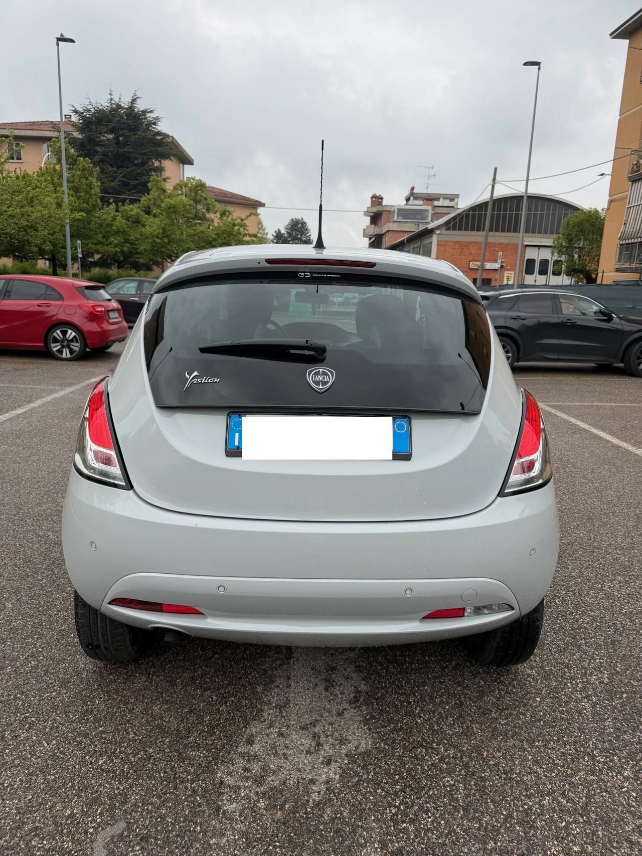 Lancia Ypsilon 0.9 METANO - NEOP. - 12 MESI DI GARANZIA -