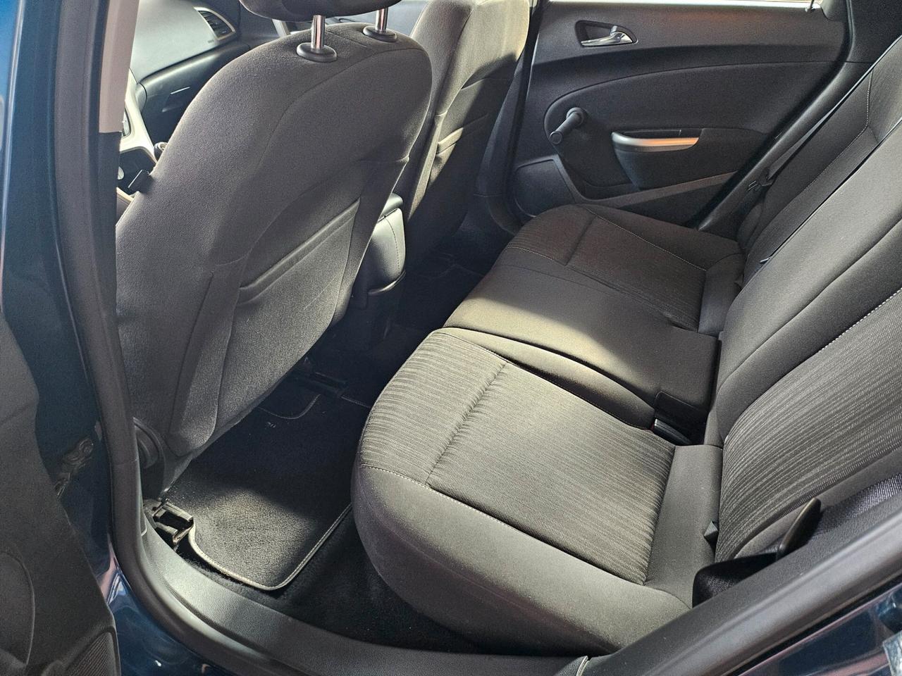 Opel Astra 1.7 CDTI 110CV Sports Tourer Cosmo