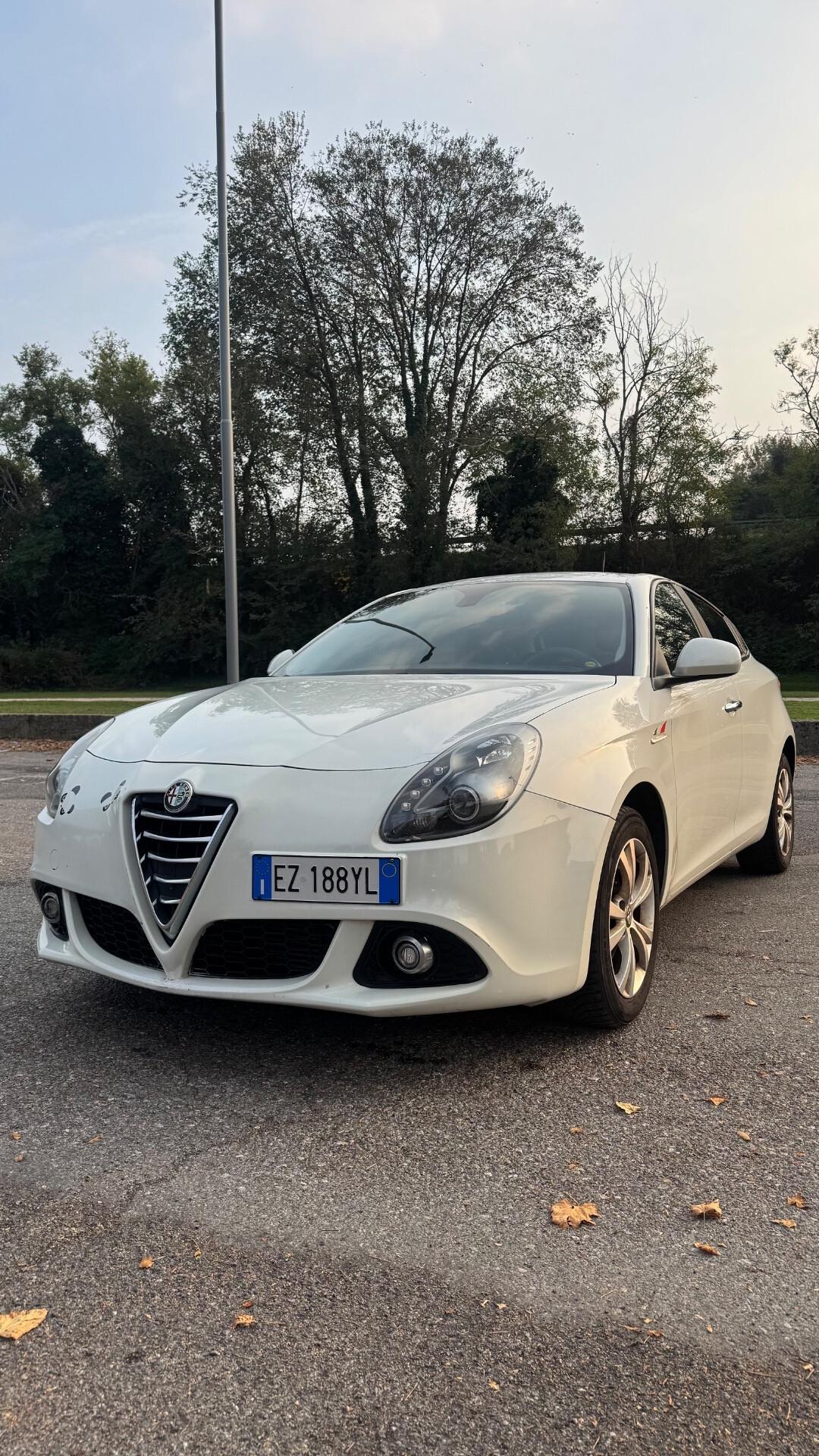 Alfa Romeo Giulietta 1.6 Distinctive