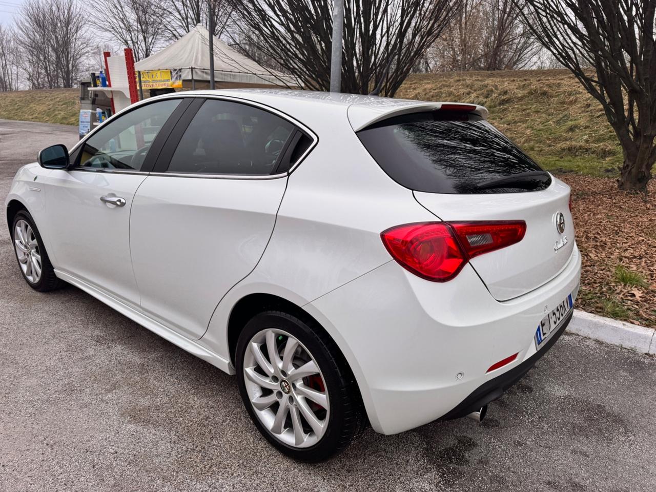 Alfa Romeo Giulietta 2.0 JTDm-2 140 CV Exclusive