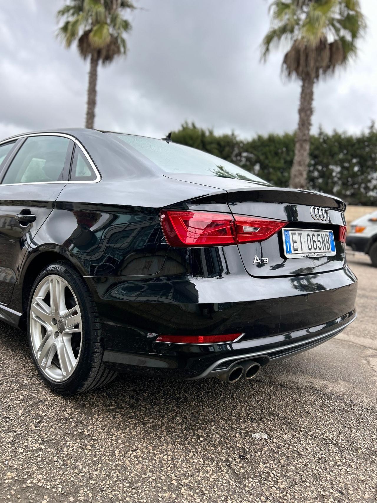 Audi A3 2.0 TDI 150cv sedan S-Line