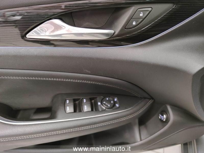 Opel Insignia 1.6 CDTI 136cv Sports Tourer Cambio Automatico