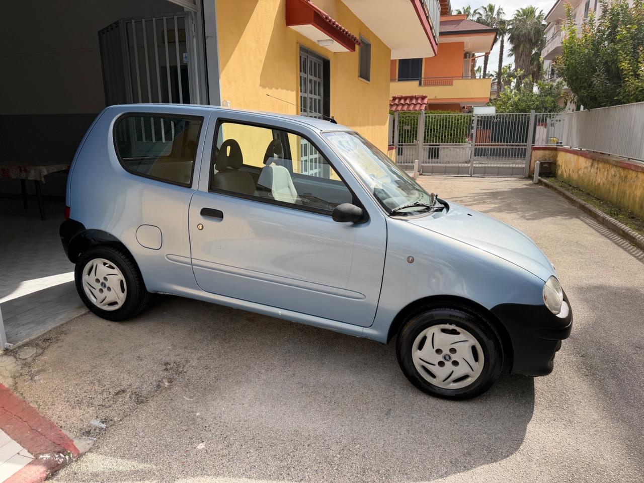 Fiat 600 1.1 Active
