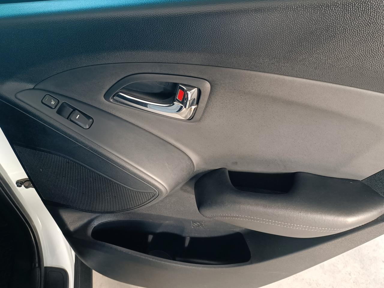 Hyundai iX35 1.7 CRDi 2WD Comfort 04/2011