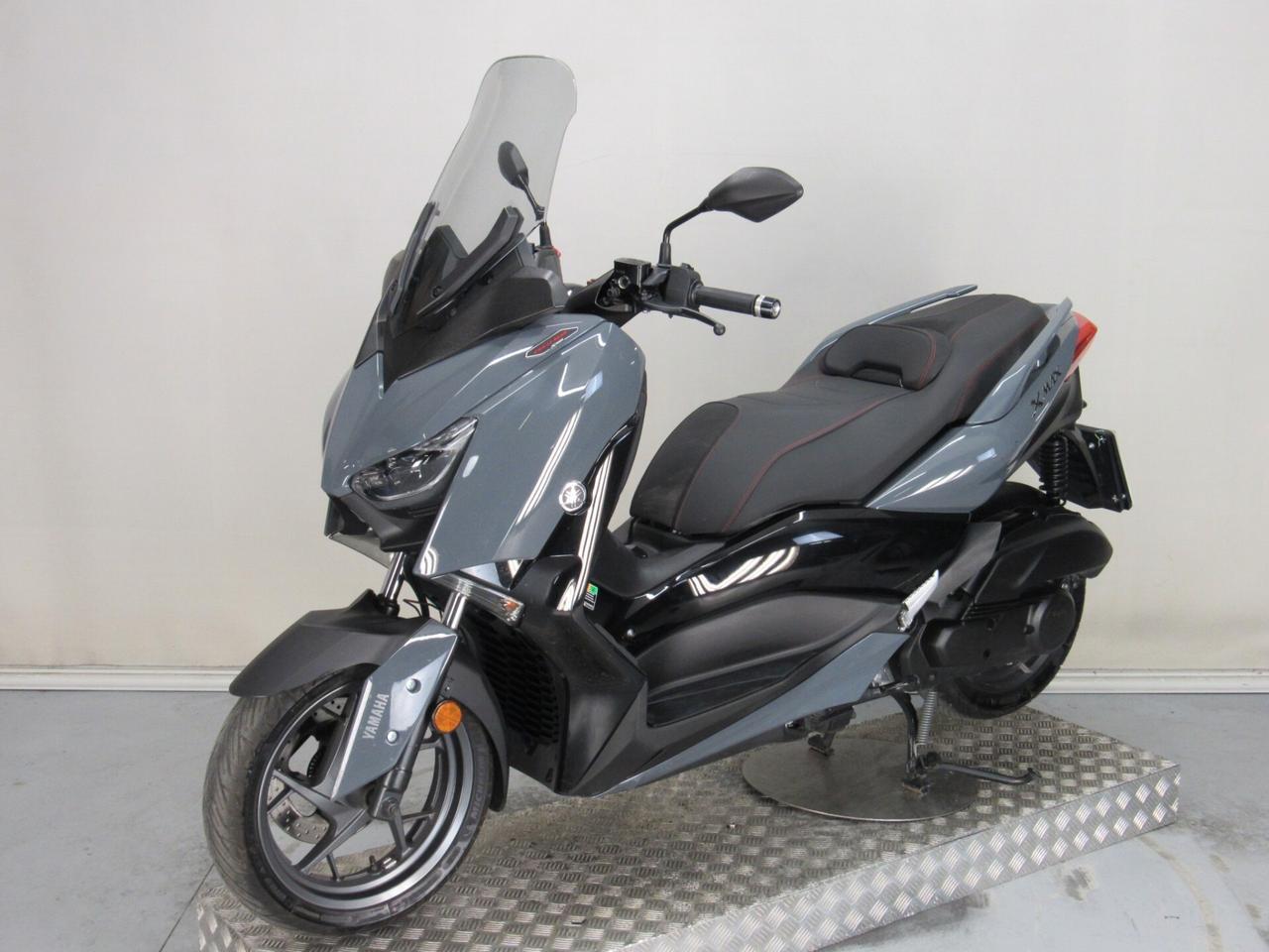 Yamaha X-Max 125 ABS TECH MAX POWER GREY