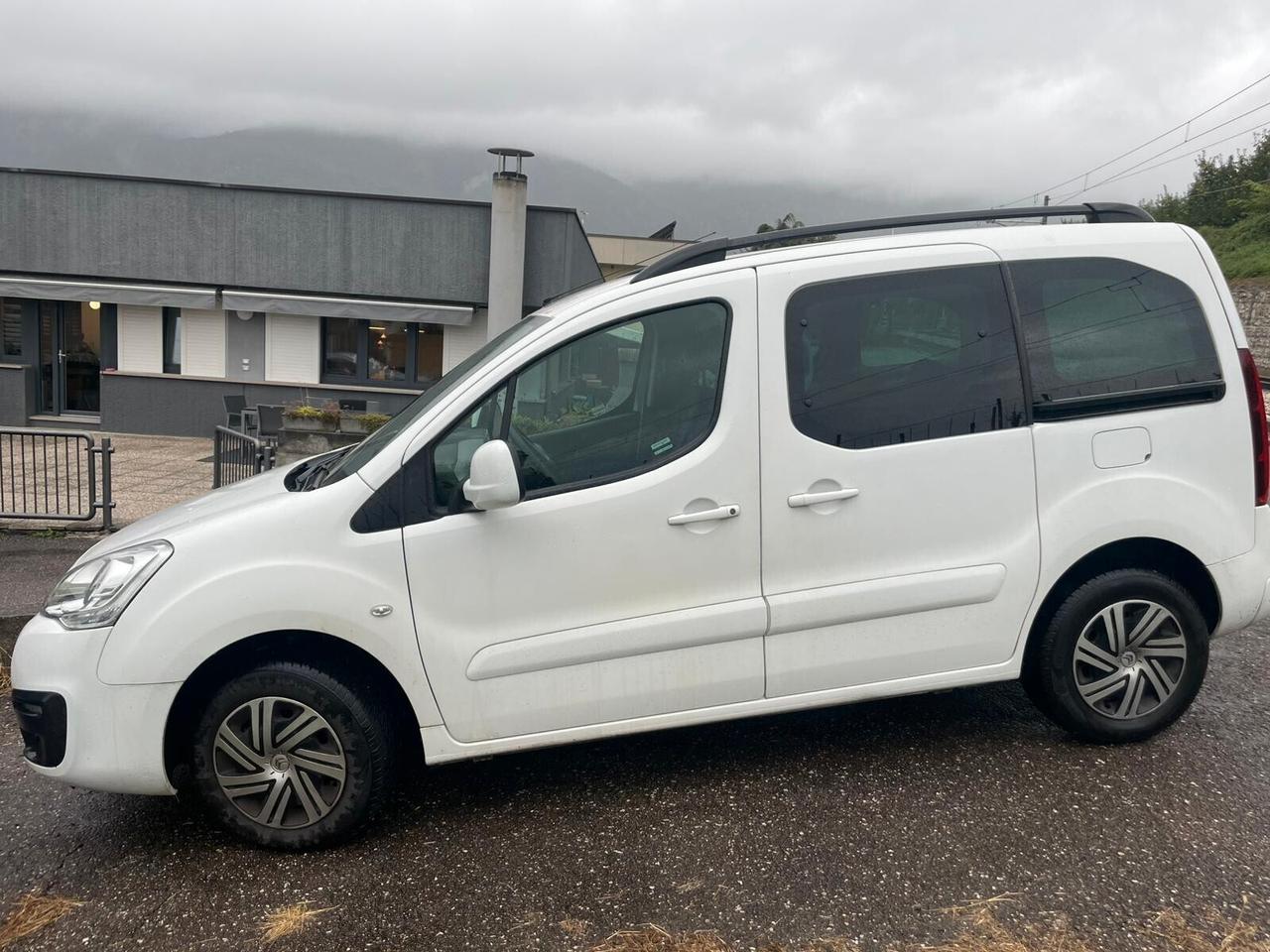 CITROEN BERLINGO MULTISPACE 1.6 HDi 100 5 POSTI FEEL COMBI N1