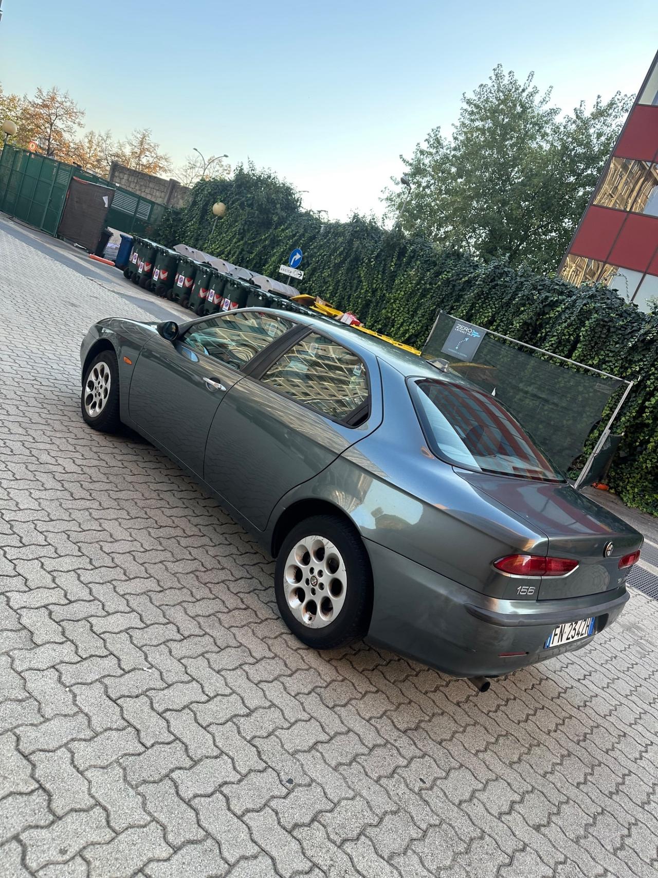 Alfa Romeo 156 1.6i 16V Twin Spark cat Progression