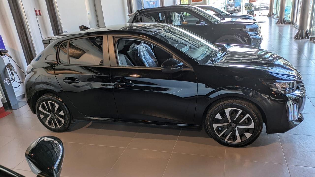 Peugeot 208 Hybrid 110 e-DCS6 BUSINESS