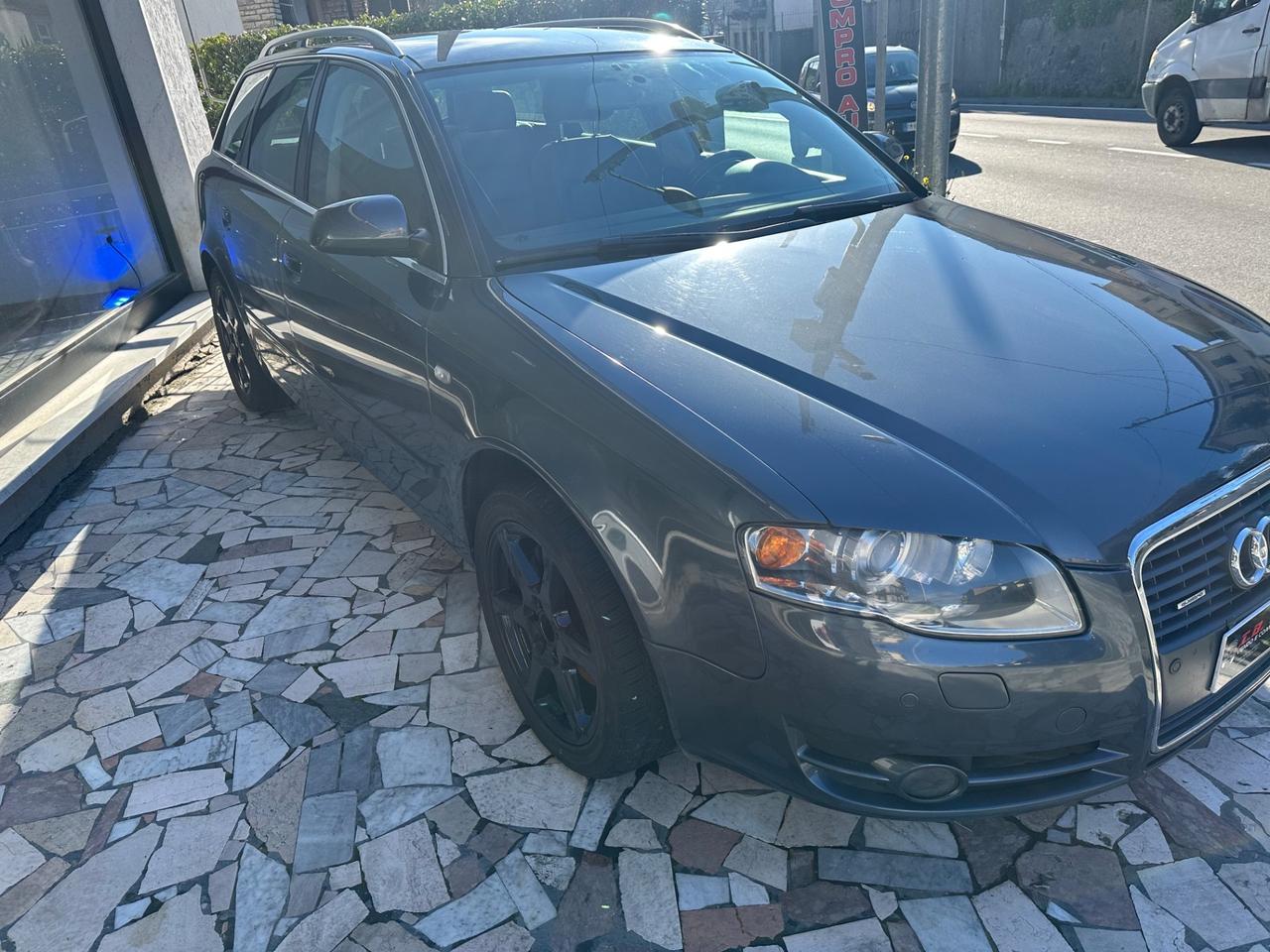 Audi A4 3.0 V6 TDI Avant quattro