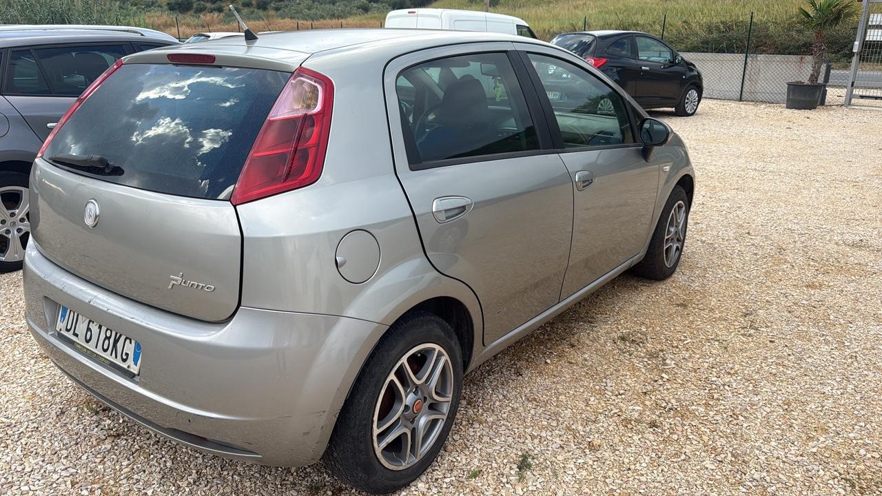 Fiat Grande Punto 1.3 MJT 75 1.290€