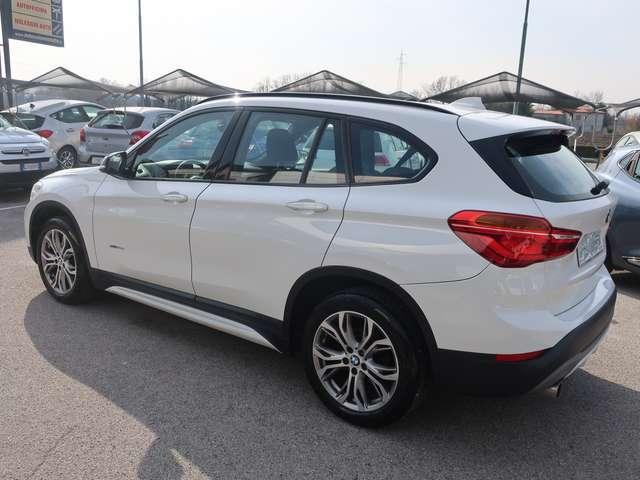 BMW X1 sdrive18d Sport Line