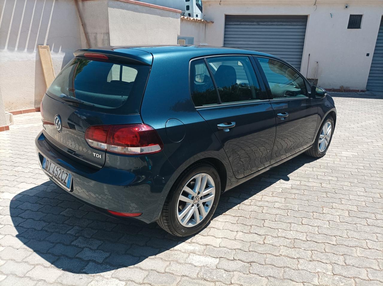 Volkswagen Golf 1.6 TDI DPF 5p. Highline