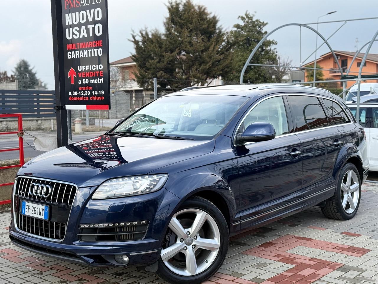 Audi Q7 3.0 V6 TDI 245 CV QUATTR0 7 POSTI