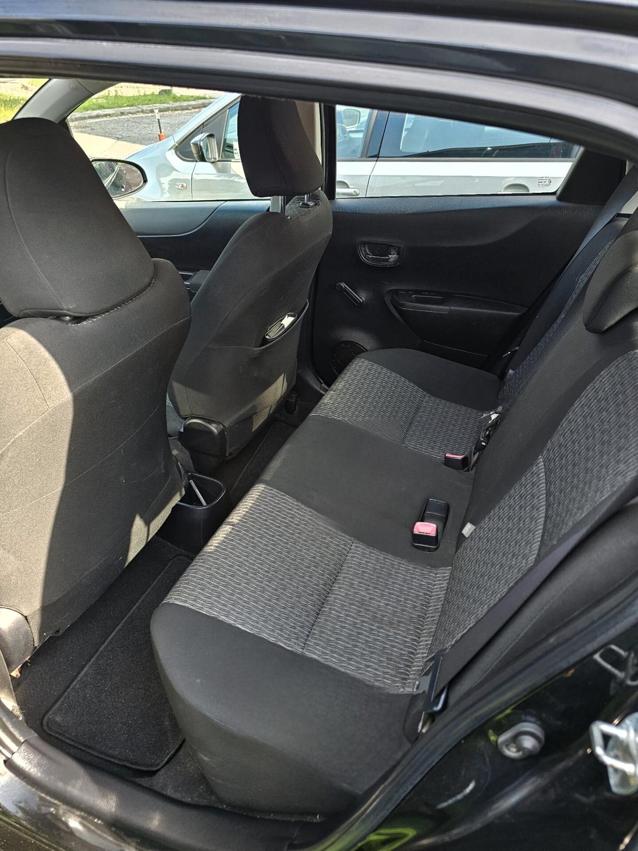 Toyota Yaris Lounge