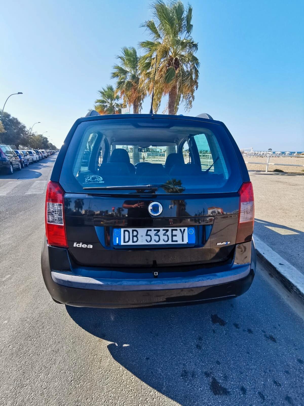 Fiat Idea 1.3 Multijet 16V Active autom.