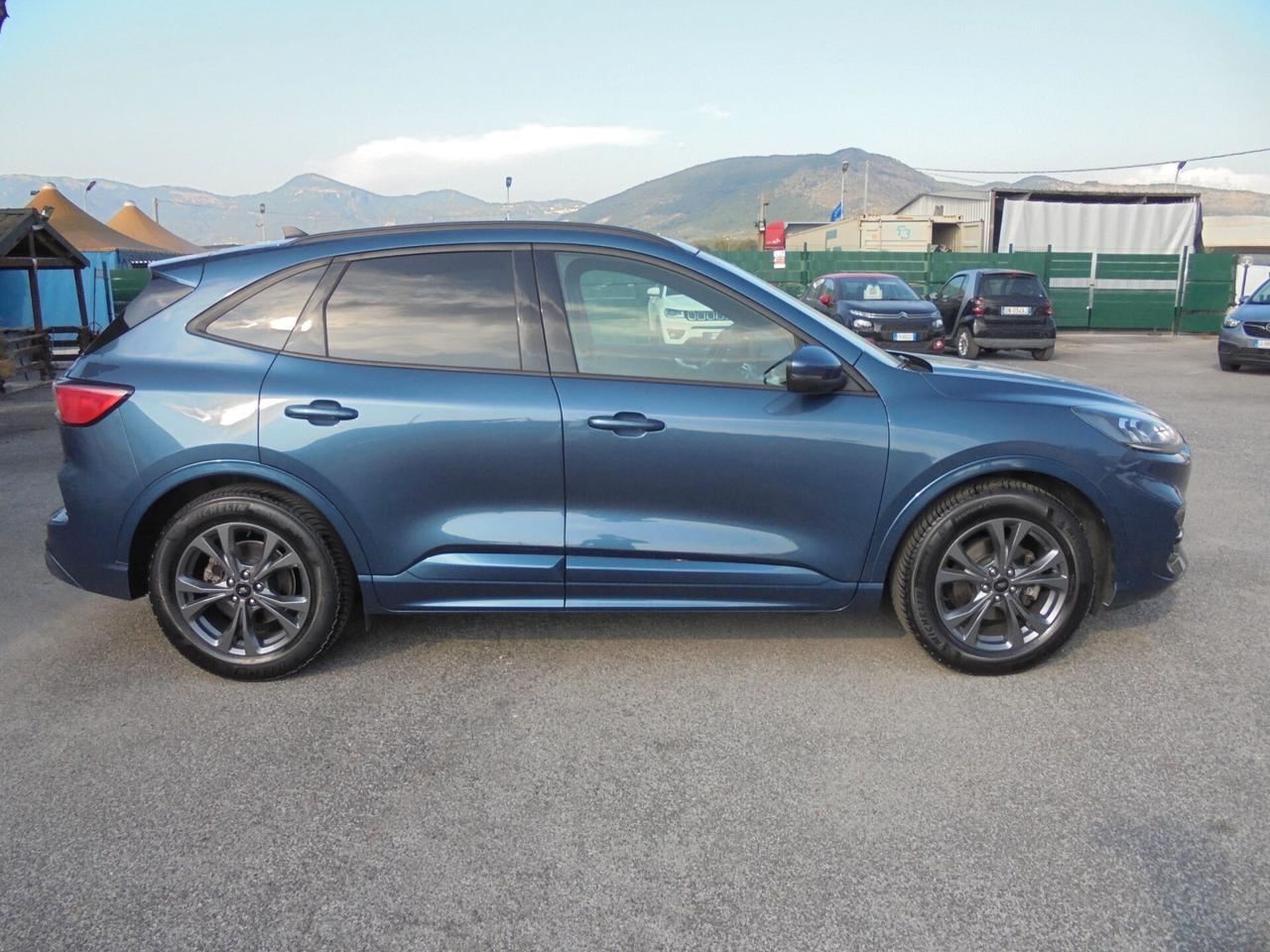Ford Kuga autocarro 5 posti 1.5 EcoBlue 120 CV 2WD ST-Line X
