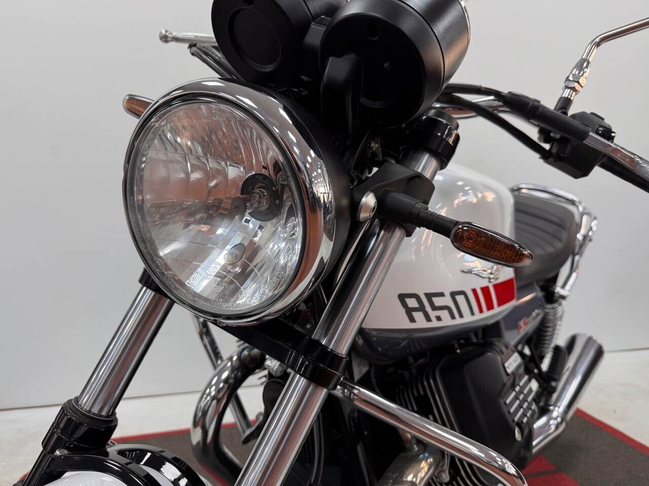Moto Guzzi V7 SPECIAL DA 84 € AL MESE – SENZA ANTICIPO