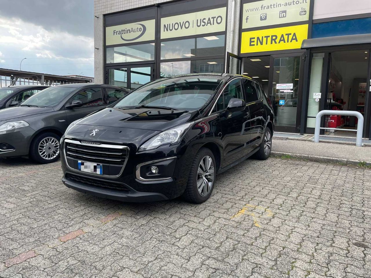 PEUGEOT 3008 1   serie 1.6 HDi 115CV Business