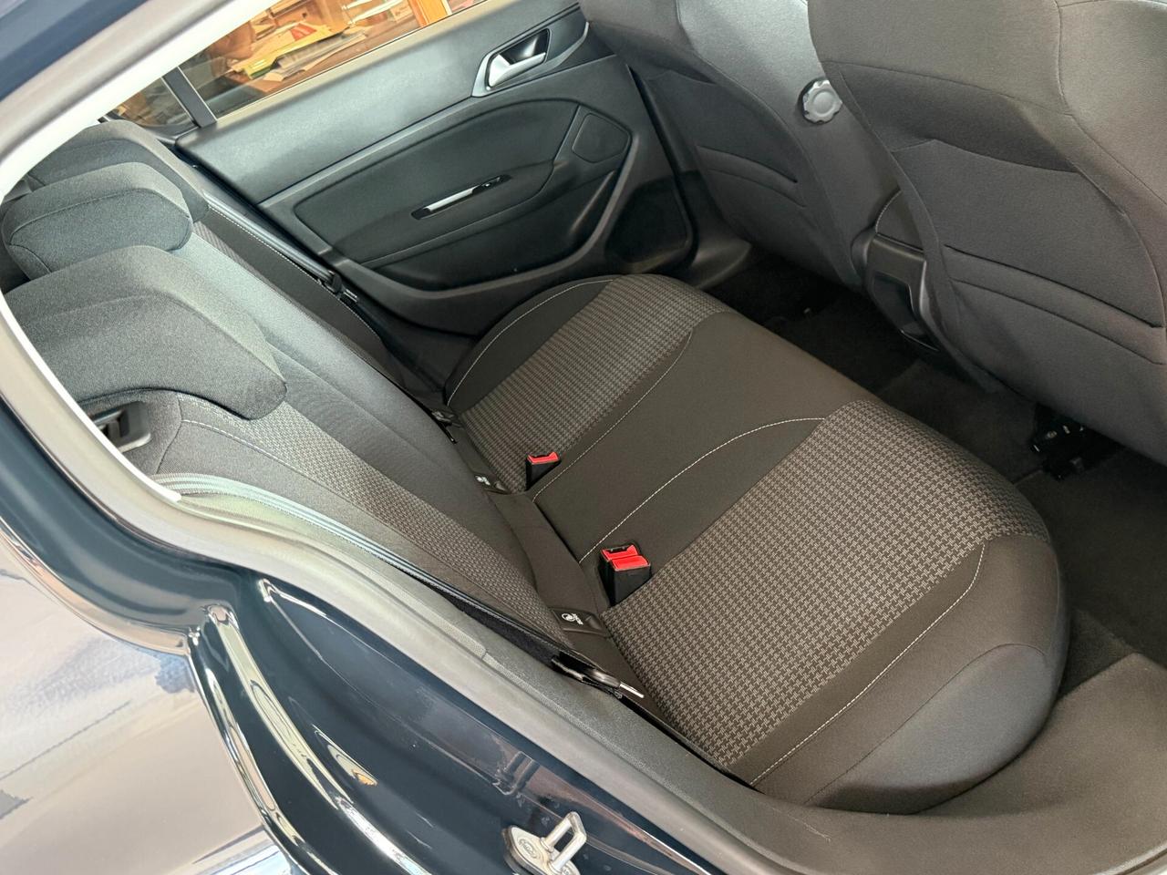 Peugeot 308 1.5 BLUEHDI 130 cv. 5 porte ACTIVE