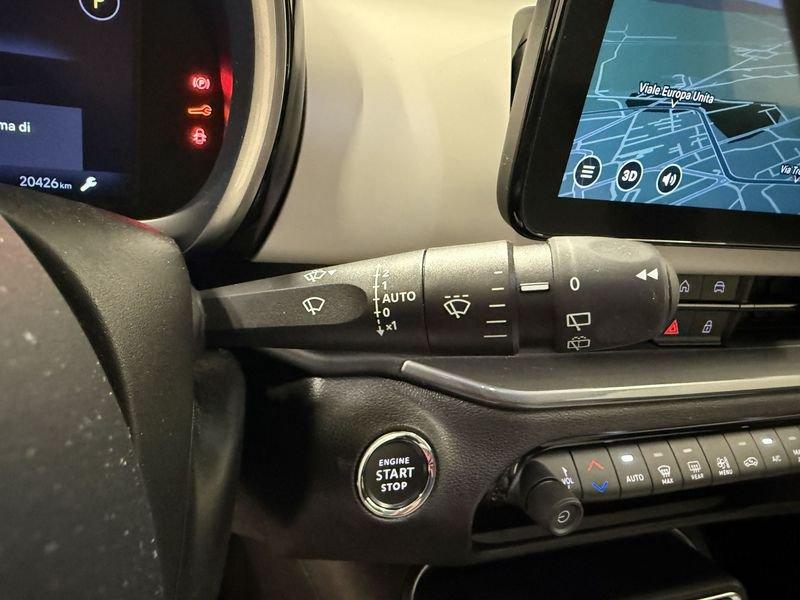 FIAT 600 600 1.2 hybrid La Prima Automatica