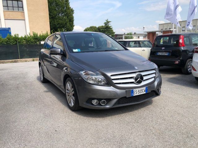 MERCEDES-BENZ B 180 CDI Executive