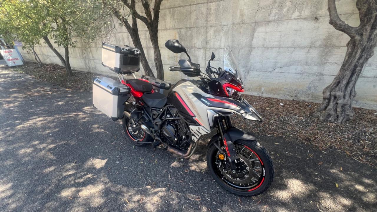BENELLI TRK 702 X
