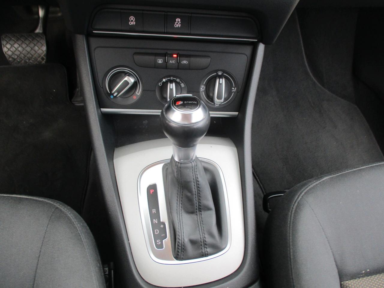 Audi Q3 2.0 TDI 140 CV S tronic S-LINE 2014