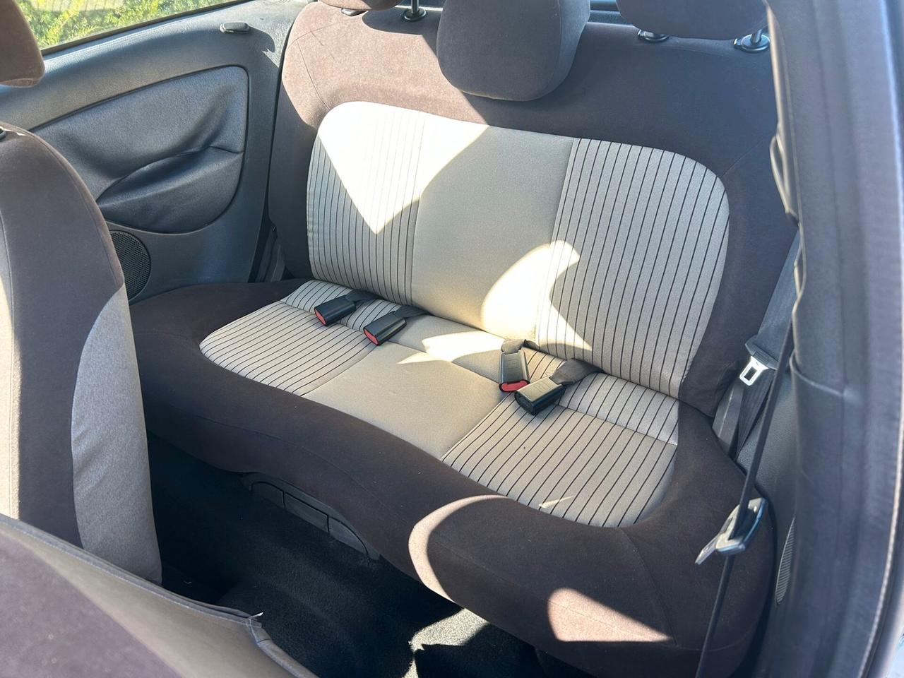 Lancia Ypsilon 1.3 MJT 75 CV Oro Targa DR379HT