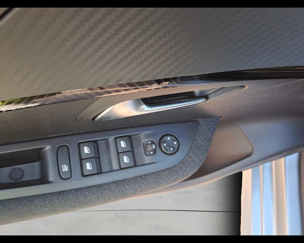 PEUGEOT 208 5P - Style Turbo Benzina 100cv