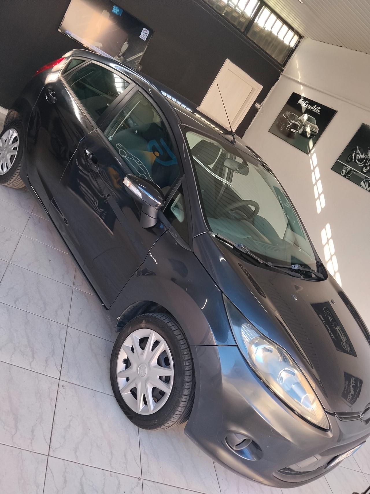 Ford Fiesta 1.4 diesel 2011 CON GARANZIA