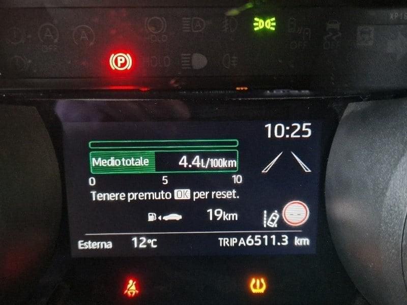 Toyota Yaris 4ª serie 1.5 Hybrid 5 porte Trend