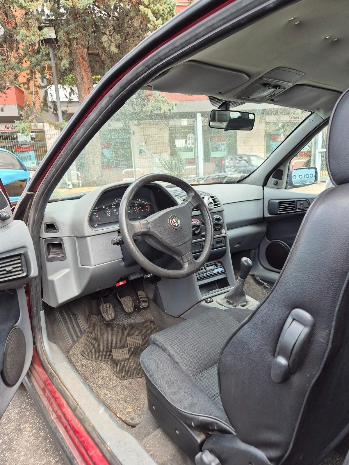 Alfa Romeo 145 1.3 IE cat