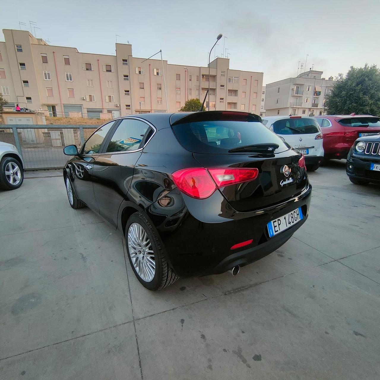 Alfa Romeo Giulietta 1.6 JTDm-2 105 CV Exclusive