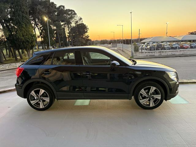 AUDI Q2 30 TDI S tronic Business Plus