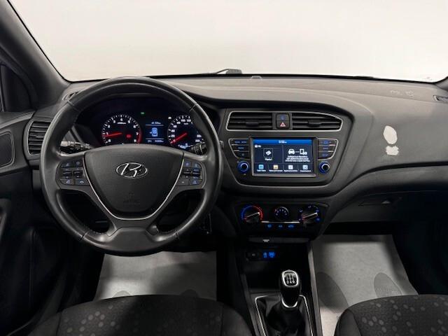 Hyundai i20 1.2 5 porte Econext Blackline