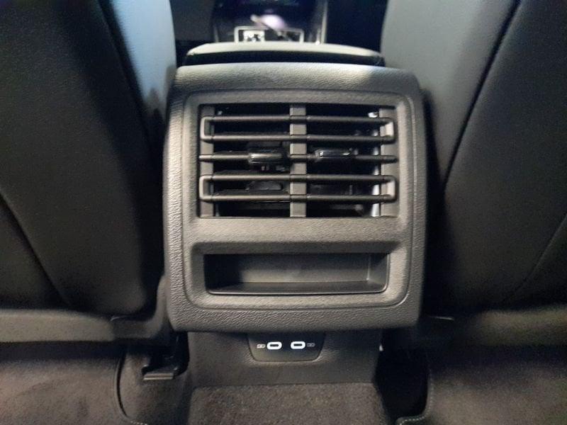 Volkswagen Golf 1.5 eTSI ACT 110kW R-Line Plus DSG