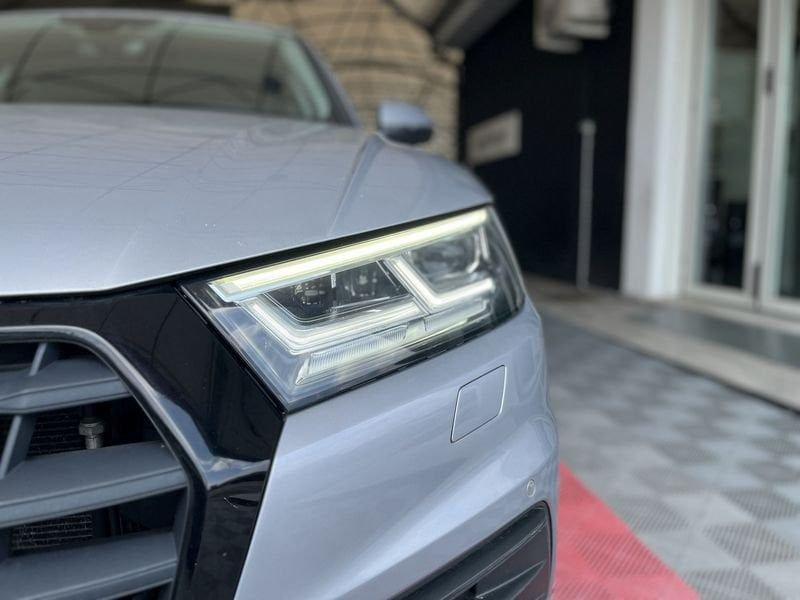 Audi Q5 40 TDI quattro S tronic Business