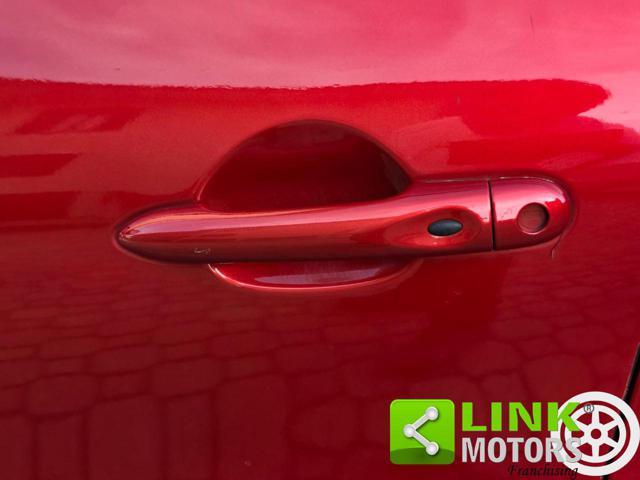 RENAULT Captur R-Link Automatica Dci 90CV E6