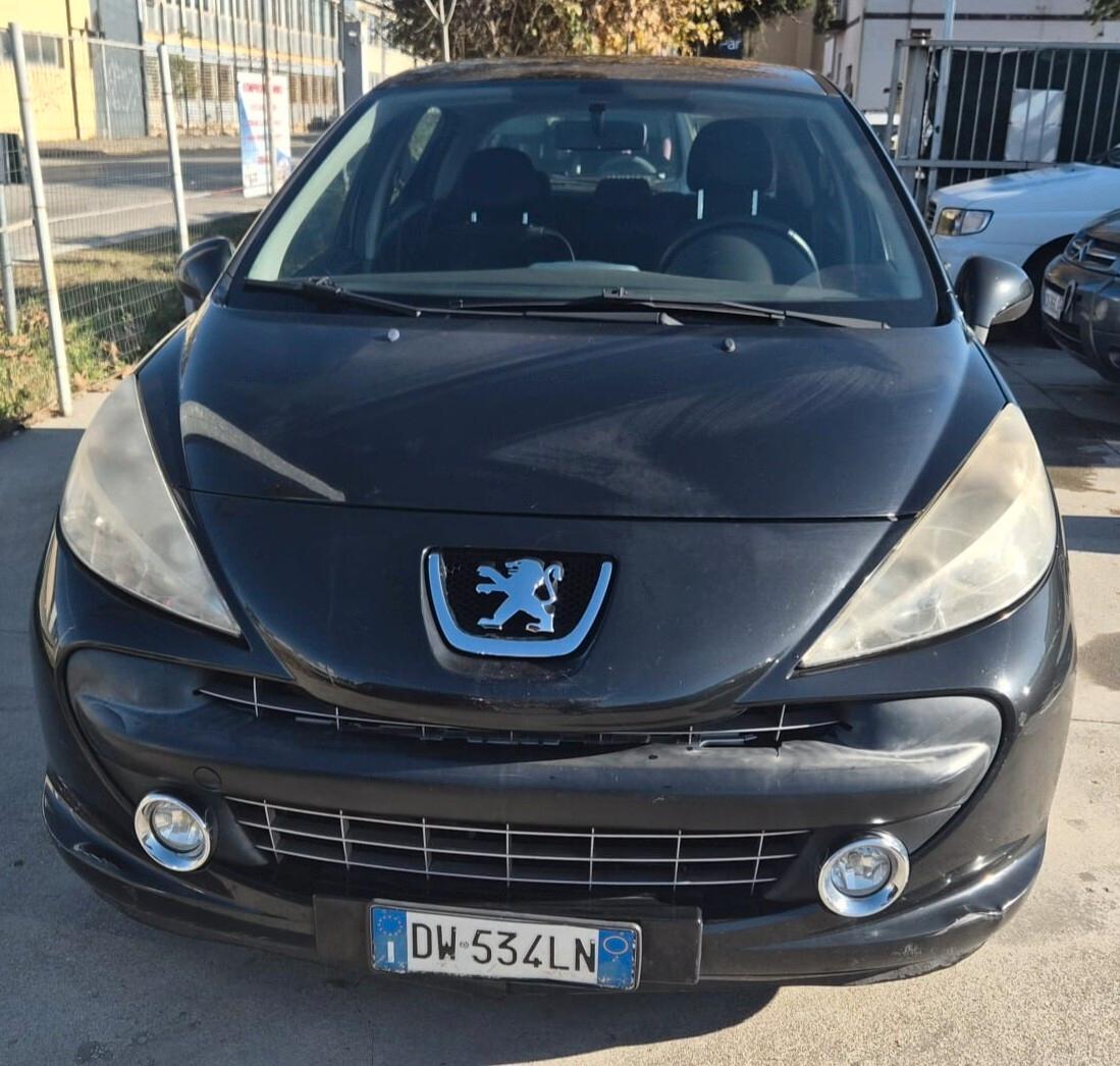 Peugeot 207 1.4 HDi 70CV 5p. XS