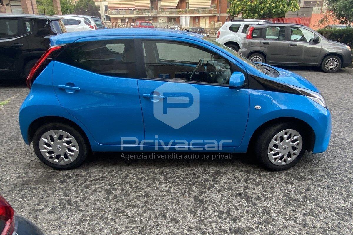 TOYOTA Aygo Connect 1.0 VVT-i 72 CV 5 porte x-cool