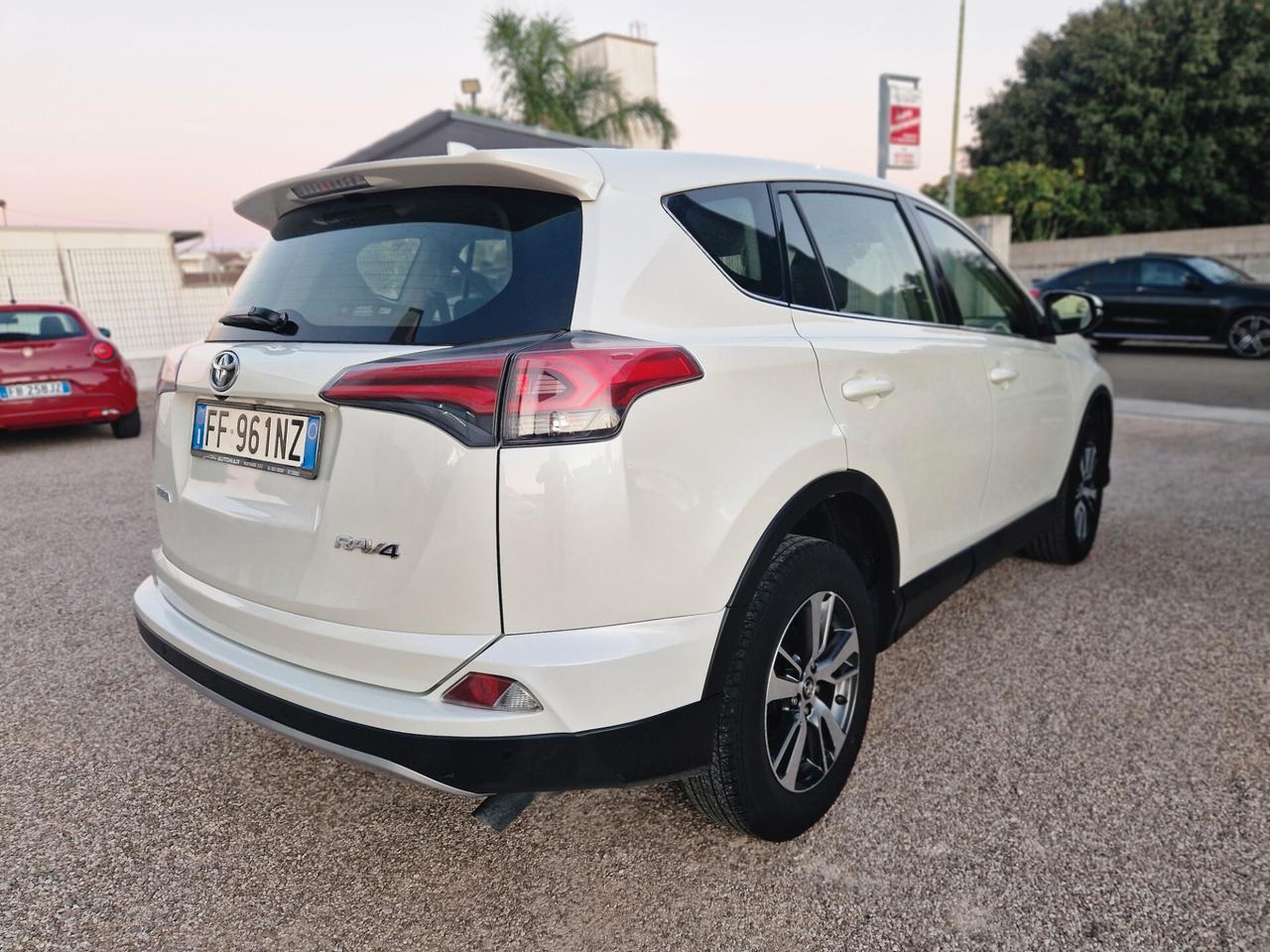 Toyota RAV 4 RAV4 2.0 D-4D 2WD Exclusive
