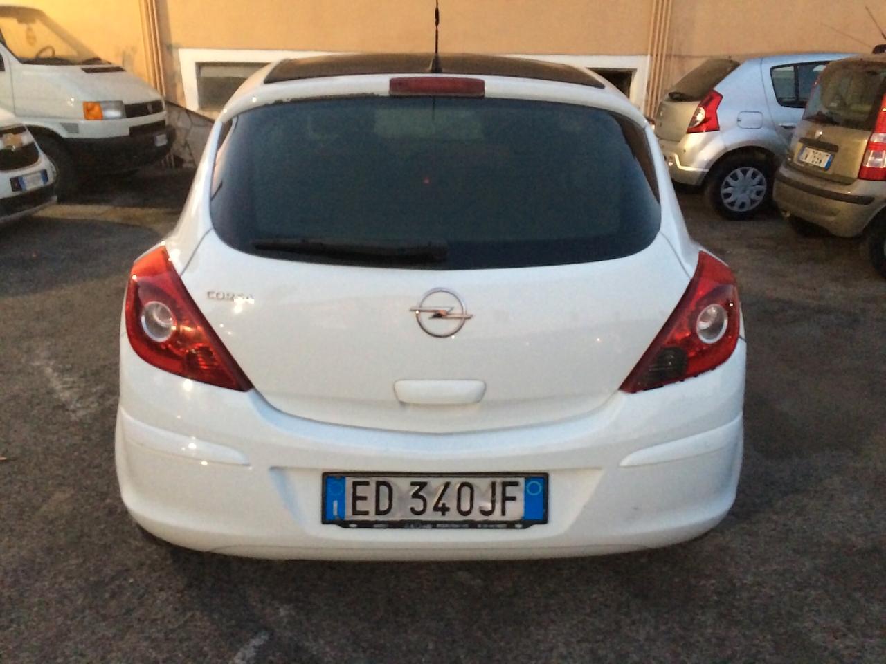 2010 Opel Corsa 1.2 80CV 5 porte GPL-TECH Club tagliandata per neopatentati!